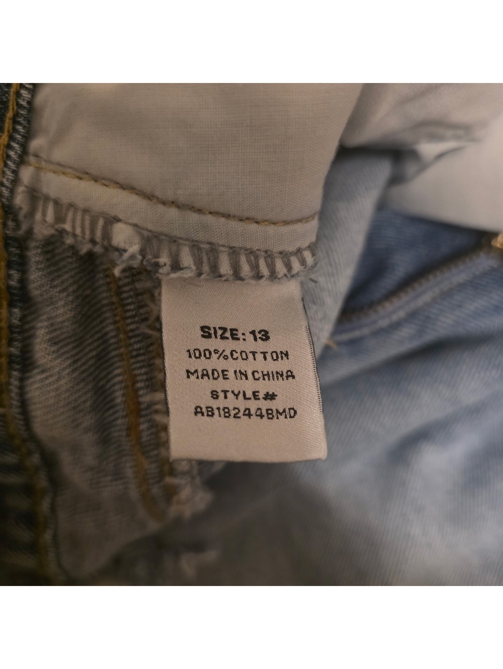 Fashion Nova's Women’s Blue distressed wide-leg jeans Size: 13 - Picture 4 of 4